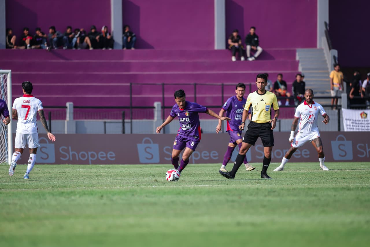 Bayu Otto saat Persik Kediri melawan Malut United. (Foto: Persik Kediri/jatimnow.com)