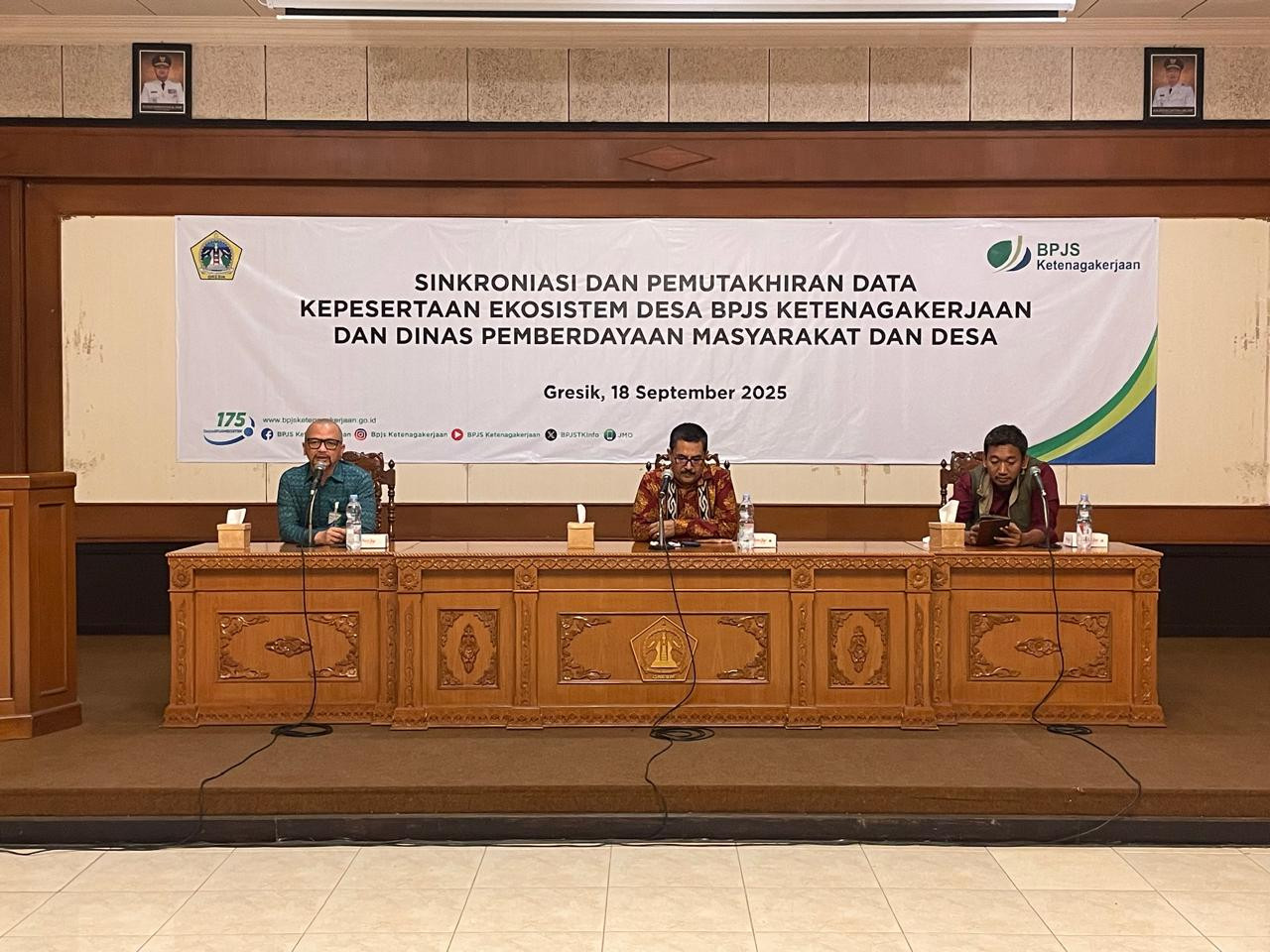 Foto: Kegiatan sinkronisasi data yang digelar BPJS Ketenagakerjaan Cabang Gresik bersama Dinas Pemberdayaan Masyarakat dan Desa (DPMD) Kabupaten Gresik. ( Dok BPJS Ketenagakerjaan Gresik/jatimnow.com)