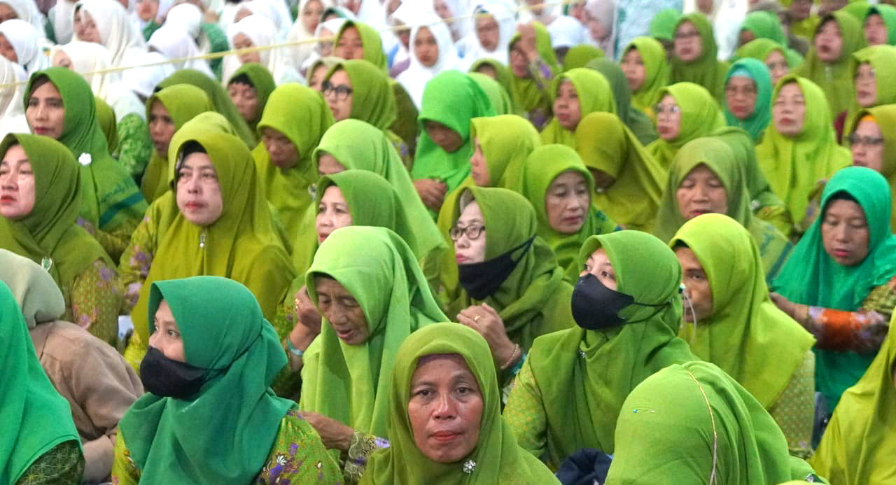 Fatayat NU Jombang Gelar Doa dan Shalawat Akbar untuk Keselamatan Bangsa