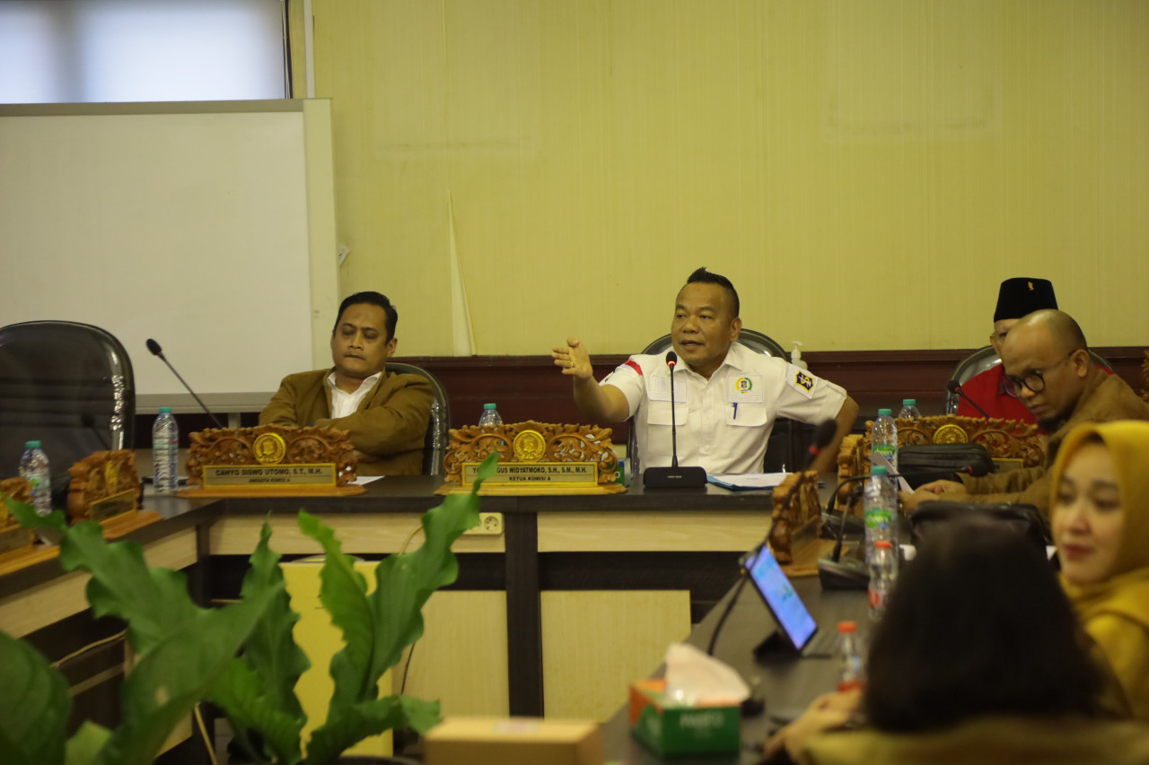 4 Rekomendasi DPRD Surabaya soal Pembatasan KK Dalam 1 Alamat