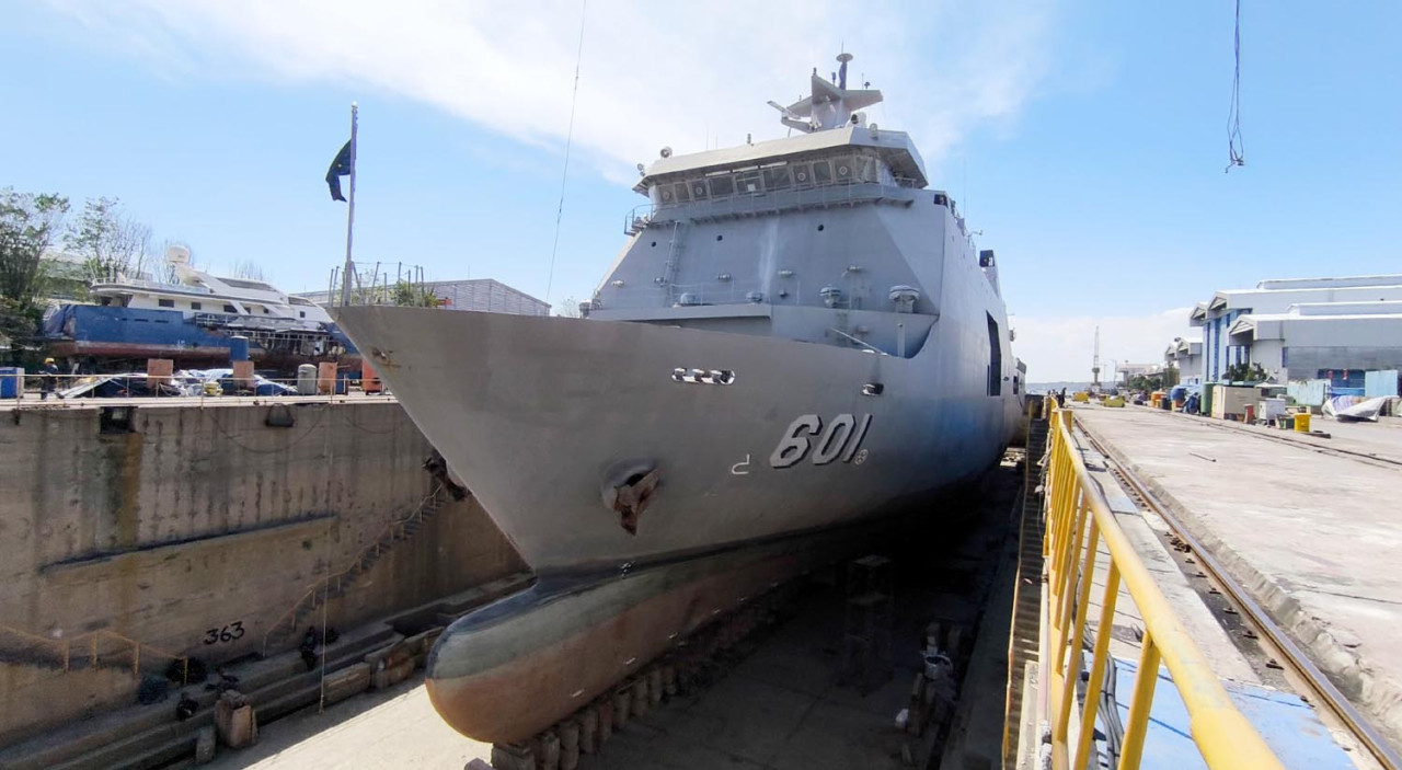 PT PAL berkomitmen menyelesaikan proyek pembangunan dua unit kapal Landing Dock (LD) pesanan Departemen Pertahanan Nasional Filipina sesuai dengan tahapan. (Foto: Humas PT PAL)