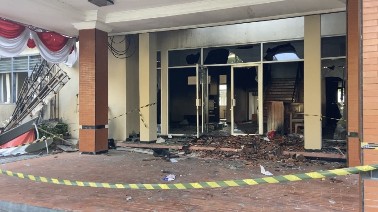 Mas Dhito: Kerugian Akibat Pembakaran dan Penjarahan Pemkab Kediri Capai Rp500 M