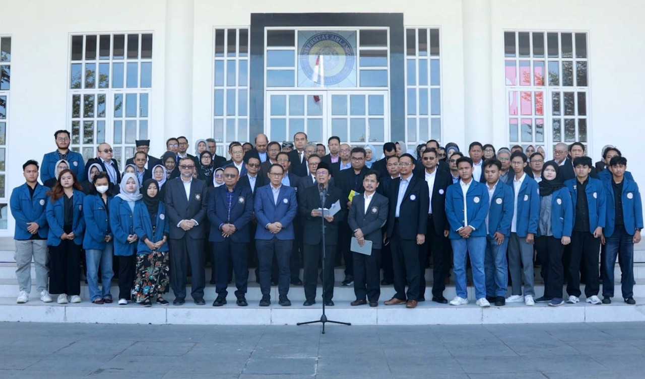 UNAIR mengajak bersama-sama menjaga diri, jaga sesama, dan jaga Indonesia. (Foto/Humas Unair)