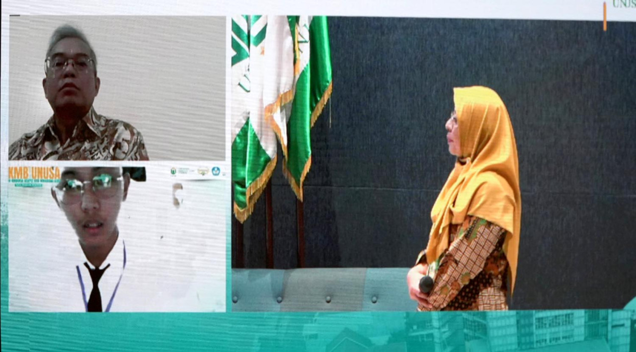 Pembukaan Pengenalan Kehidupan Kampus Mahasiswa Baru (PKKMB) Unusa secara daring pada Senin (01/9/2025). (Foto/Humas Unusa)