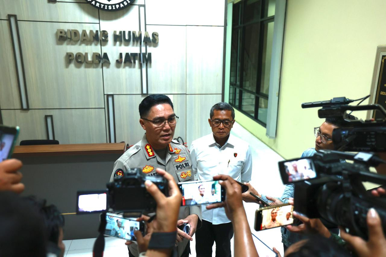Kabid Humas Polda Jatim, Kombes Pol Jules Abraham Abast. (Foto: Polda Jatim/jatimnow.com)