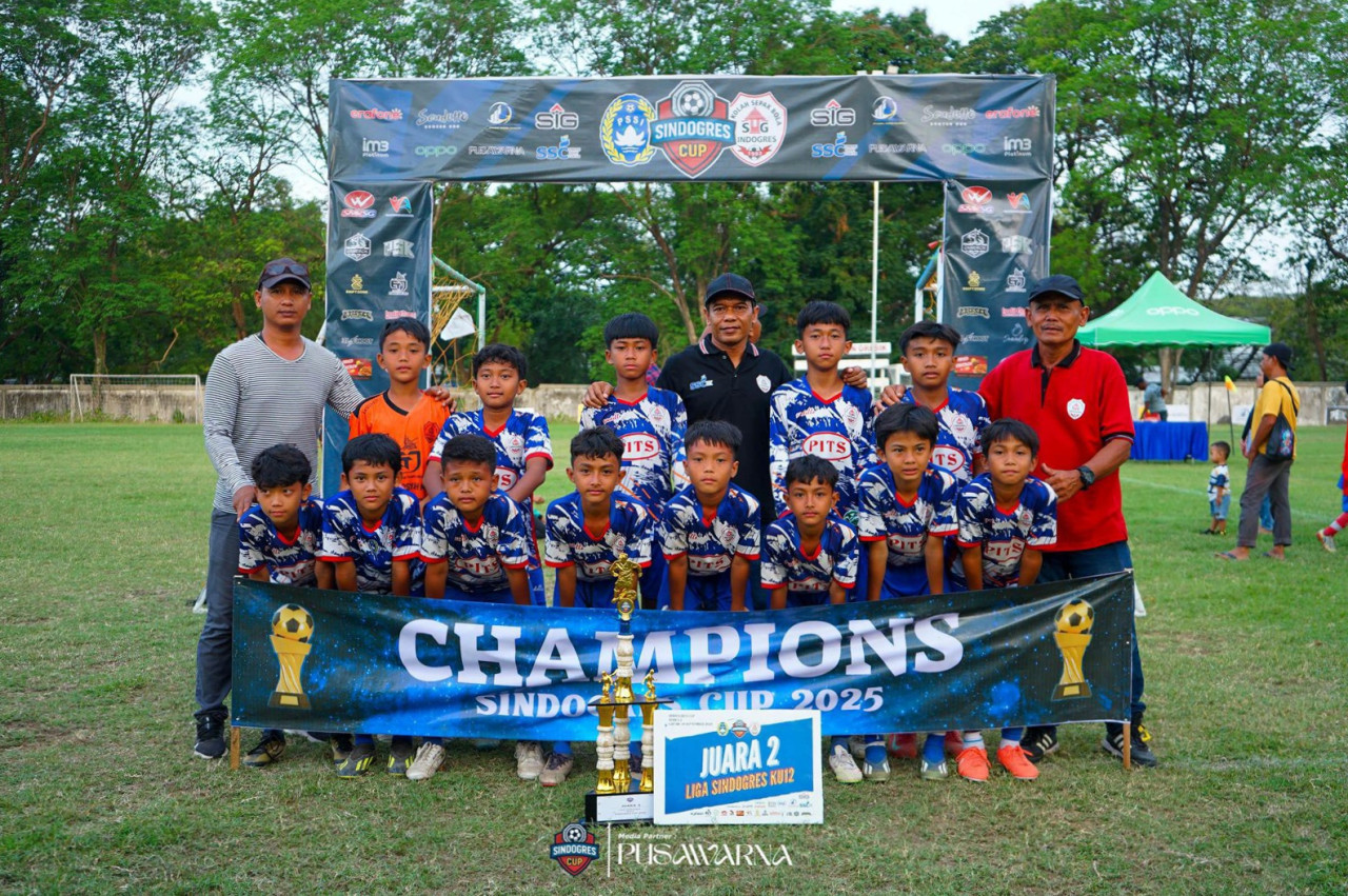 Foto: Tim Sindogres KU-12 hanya finis di posisi runner up di Turnamen Sindogres Cup 2025 (Dok. Sindogres Cup 2025/jatimnow.com)