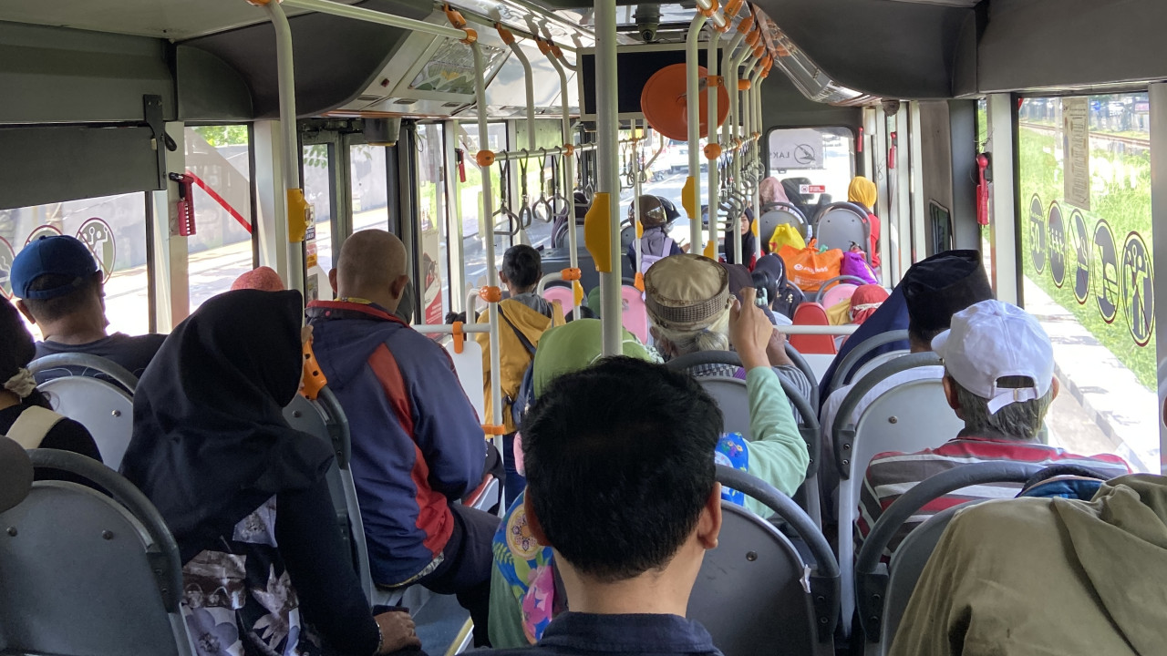 Ponsel Helper Suroboyo Bus Dicuri Penumpang, Terungkap karena Sinyal Hotspot Mati