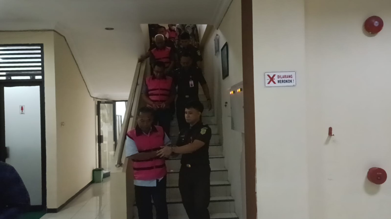 Kepala dan Bendahara Desa di Tulungagung Ditetapkan Tersangka Kasus Korupsi