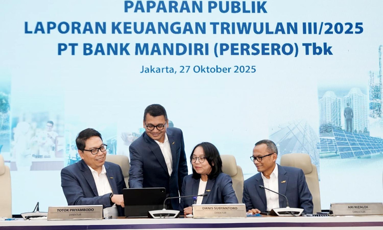Jajaran Direksi Bank Mandiri saat Paparan Publik Laporan Keuangan Triwulan III/2025 di Jakarta, Rabu, 27 Oktober 2025.(Foto: Bank Mandiri for JatimNow.com)