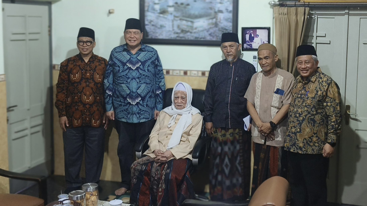 Chairul Tanjung saat sowan ke Pondok Pesantren Lirboyo, Kota Kediri. (Foto: Yanuar Dedy/jatimnow.com)