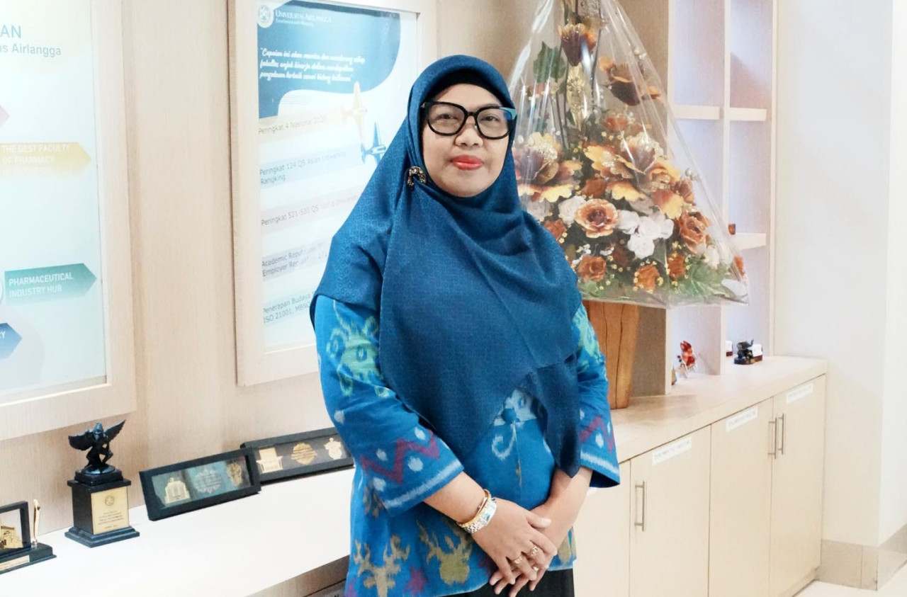 Dekan Fakultas Farmasi UNAIR, Prof. apt. Dewi Melani Hariyadi. (Foto/Dok Pribadi)