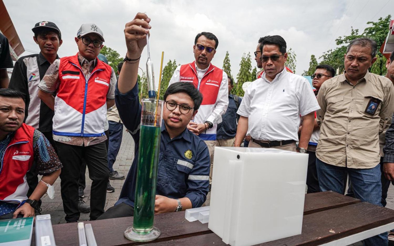 Dirut Pertamina Turun Langsung Tinjau SPBU, Jamin Kualitas BBM di Jatim