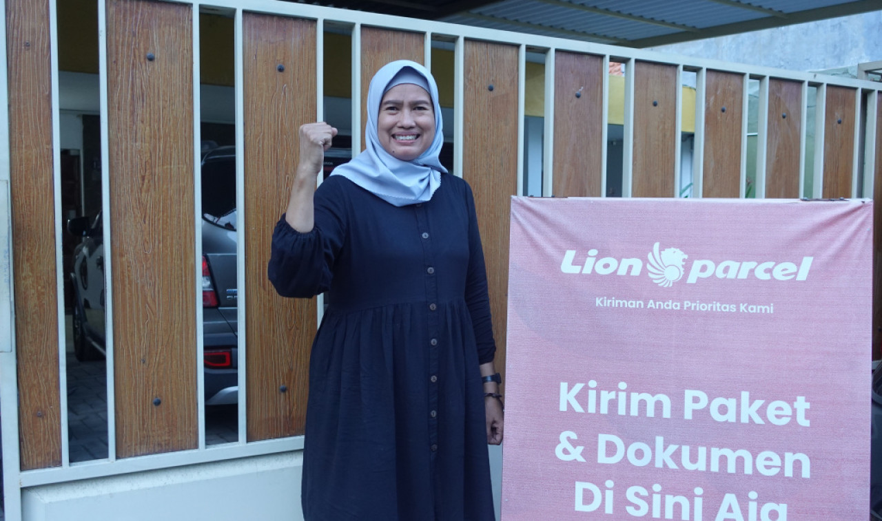 Ibu Tunggal Surabaya Rintis Agen Lion Parcel, Sukses dari Nol