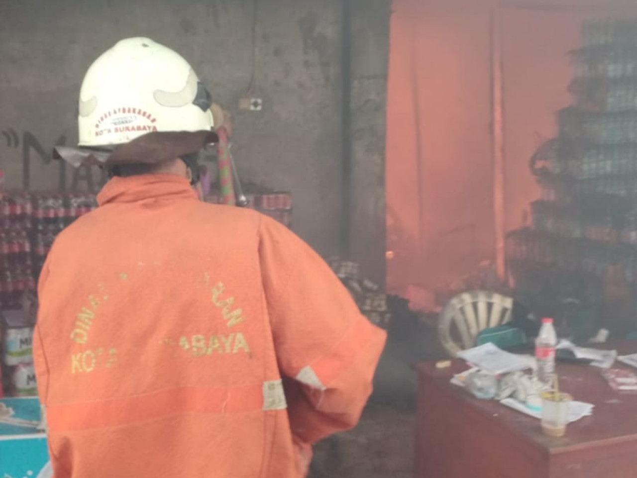 Gudang Logistik di Pakal Surabaya Terbakar, Diduga Akibat Korsleting Listrik