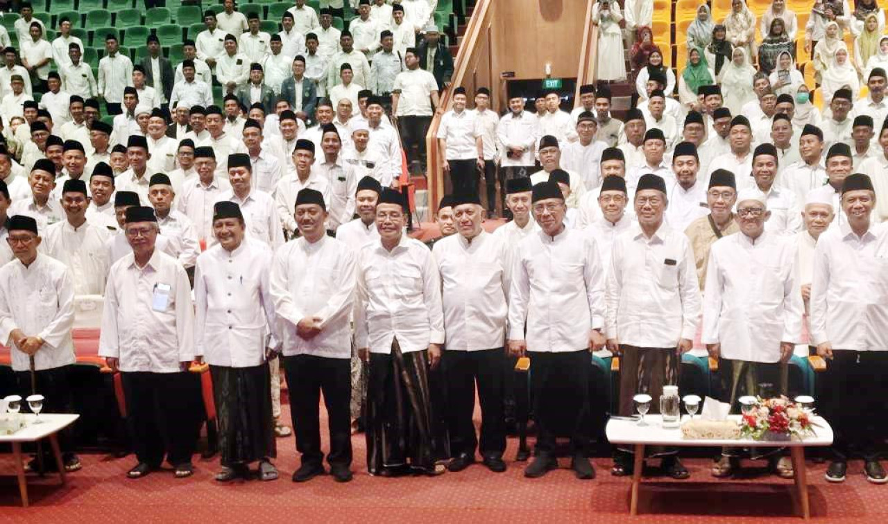 PWNU Jawa Timur menggelar Kick Off Hari Santri Nasional 2025 di Universitas Nahdlatul Ulama Surabaya (UNUSA), Sabtu (19/10/2025). (Foto/Humas Unusa)