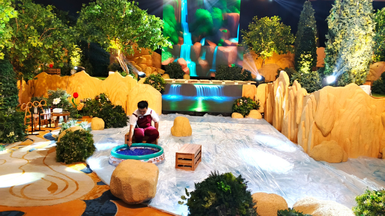 Legacy Ballroom menyulap ruangannya menjadi area back to nature yang imersif dan interaktif. (Foto: Ali Masduki/jatimnow.com)