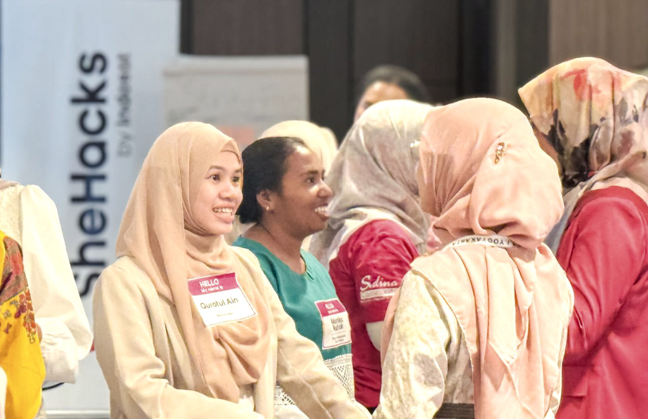 Melalui inisiatif PaPeDa, Indosat ingin memastikan para perempuan di daerah mendapatkan akses yang setara untuk mengembangkan potensi. (Foto/IOH)