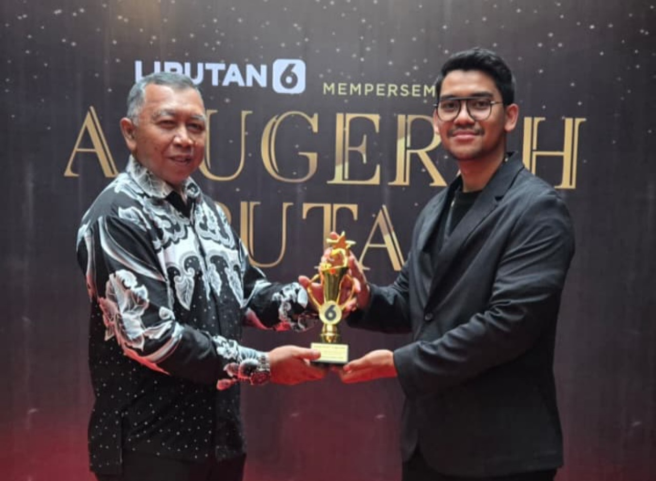 Foto: Salah satu penghargaan yang diraih Pemkab Jember. (Diskominfo/jatimnow.com)