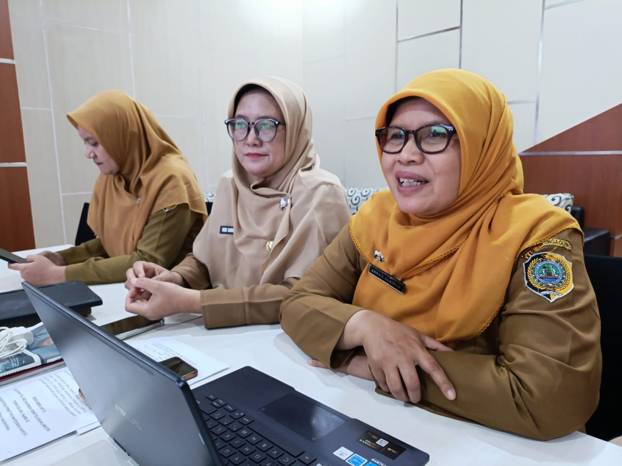 Foto: Plt Kadinkes Tulungagung, Anna Sapti Saripah. (Bramanta/jatimnow.com)