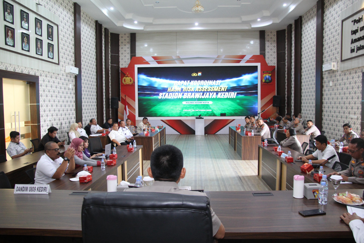 Rapat koordinasi laga Persik Kediri vs Persebaya di Polres Kediri Kota. (Foto: Polres Kediri Kota/jatimnow.com)