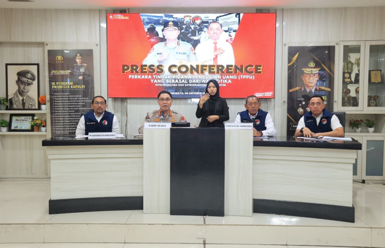 Kabid Humas Polda Jatim Kombes Pol Jules Abraham Abast dalam rilis di Polda Jatim. (Foto: Polda Jatim/jatimnow.com)