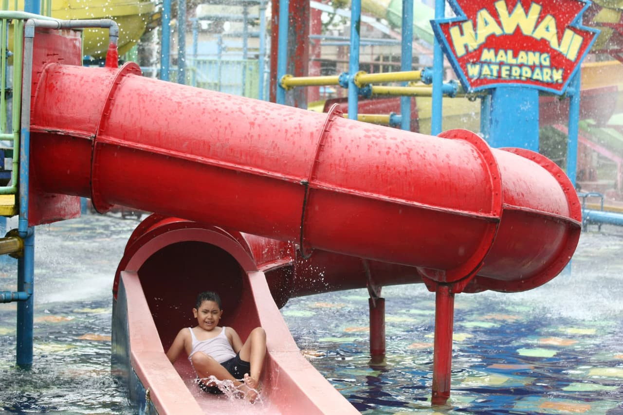 IJTI Malang Raya Hadirkan Kegembiraan untuk Anak Panti Asuhan di Hawai Waterpark