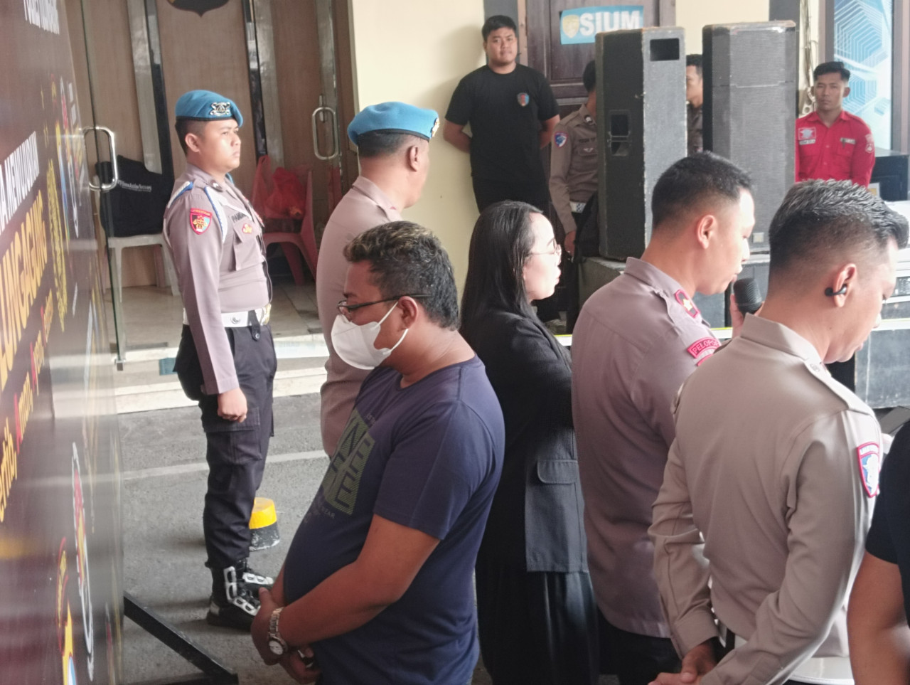 Foto: Sopir bus Harapan Jaya yang ditetapkan tersangka. (Bramanta/jatimnow.com)