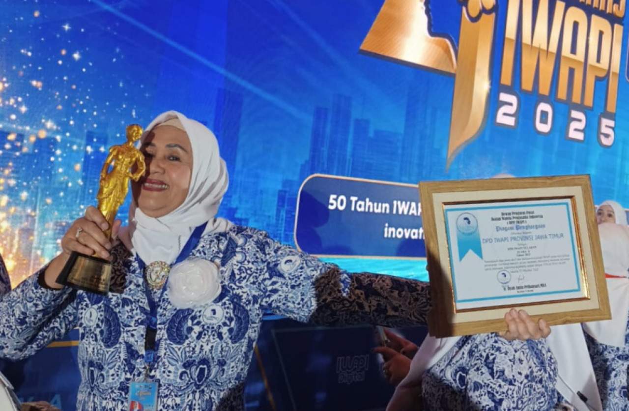 IWAPI Jatim berhasil meraih "hattrick" juara dalam empat kategori bergengsi. (Foto/Iwapi for JatimNow.com).