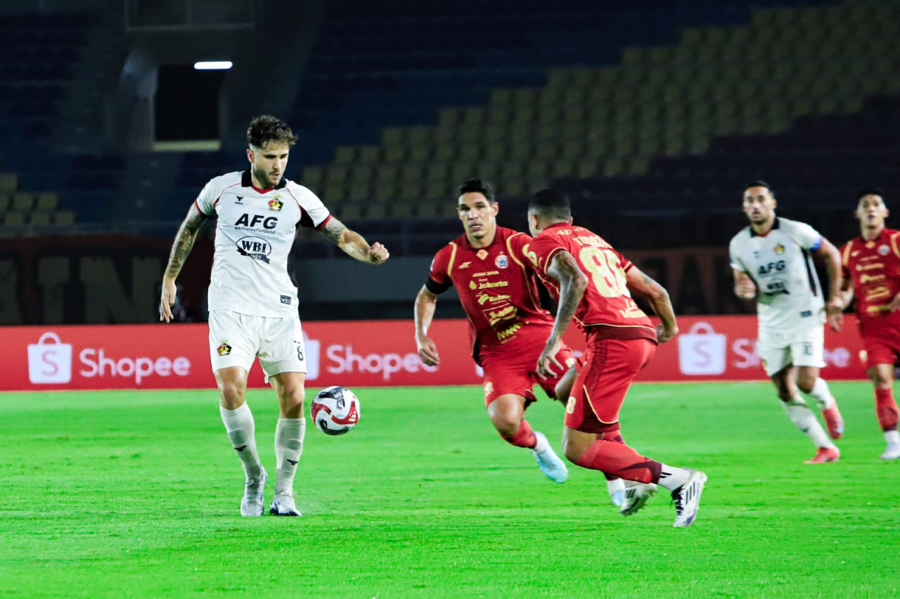 Foto: Pemain Persik Kediri saat melawan Persija Jakarta. (Persik Kediri/jatimnow.com)