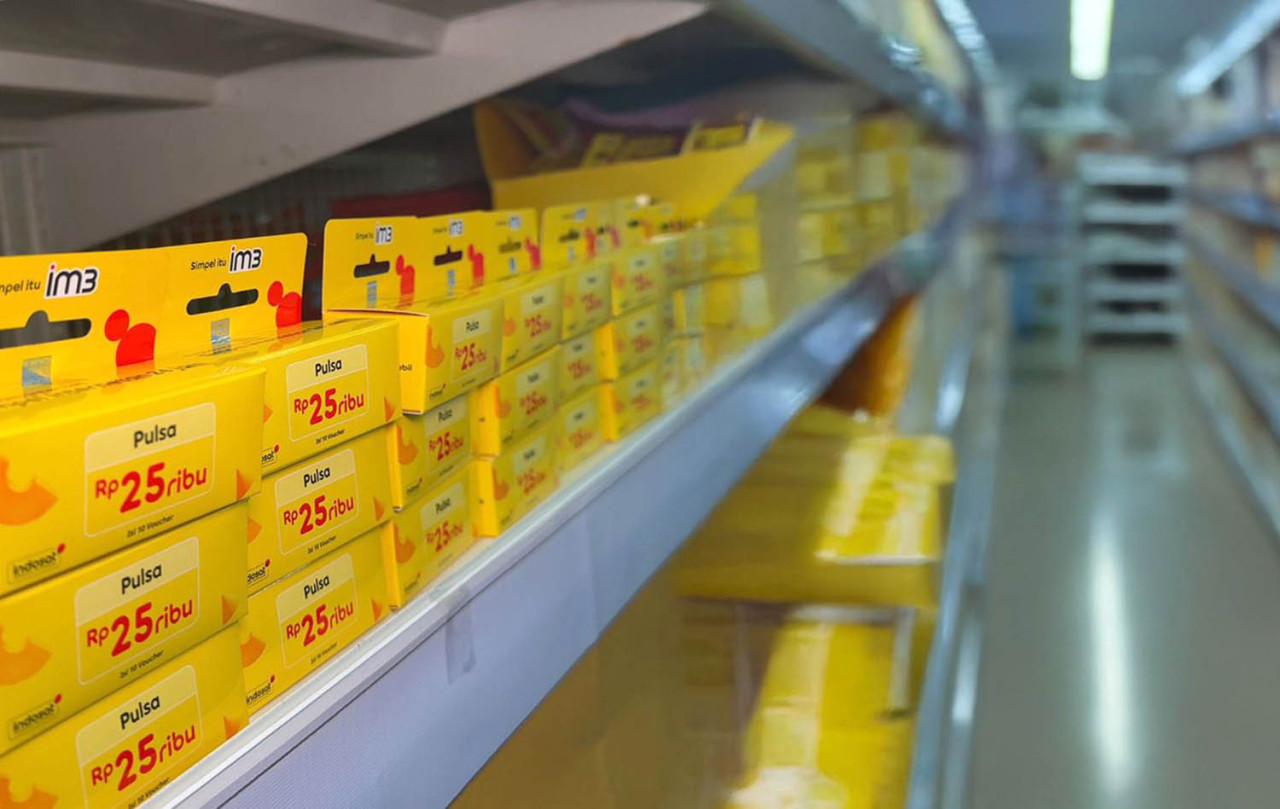 Program Voucher Pulsa Grosir IM3 ini dijalankan di seluruh cabang Indogrosir di Indonesia. (Foto: Indosat/jatimnow.com)