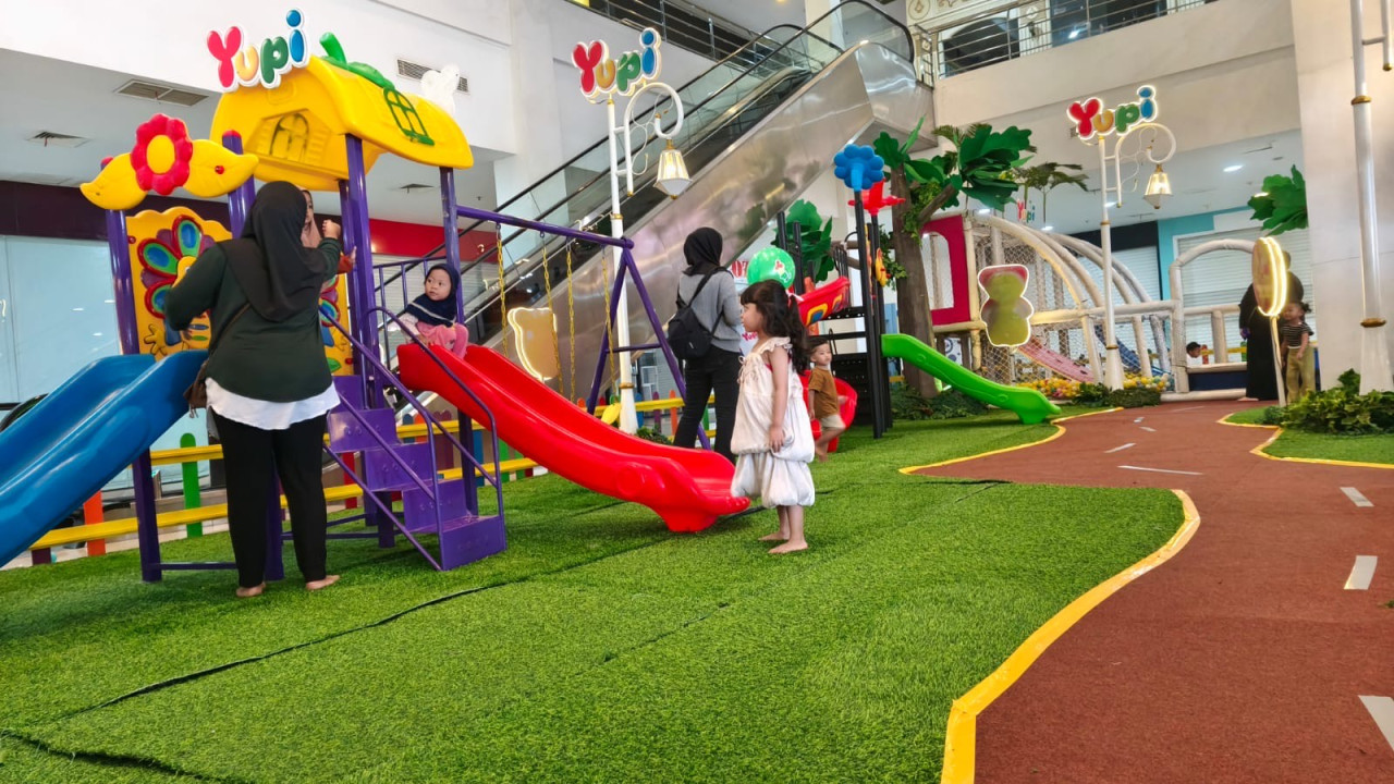 Yupiland Jelajah Negeri di Ponorogo City Center (PCC). Yupi menghadirkan pengalaman seru untuk anak-anak dan keluarga di Bumi Reog. (Foto: Ahmad Fauzani/jatimnow.com)