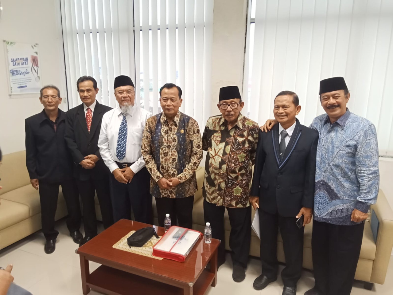 Imam Utomo dan tim kuasa hukum. (Istimewa)
