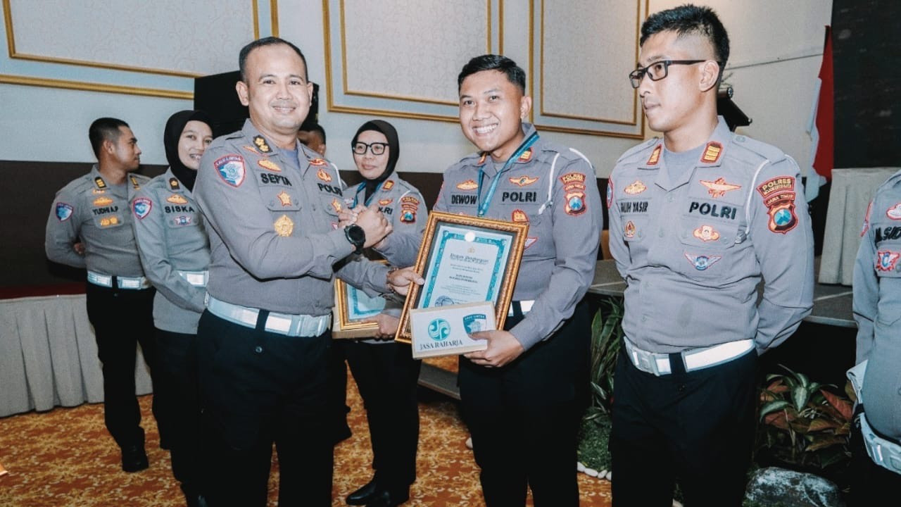 Catat Penurunan Angka Laka Lantas, Polres Ponorogo Terbaik 1 se Polda Jatim