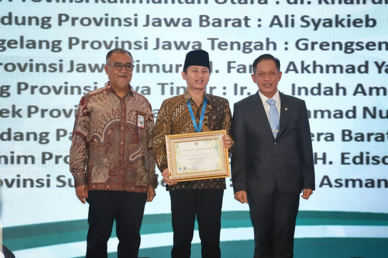 Kementerian LHK Beri Apresiasi untuk Bupati Trenggalek dan Tiga Desa Proklim