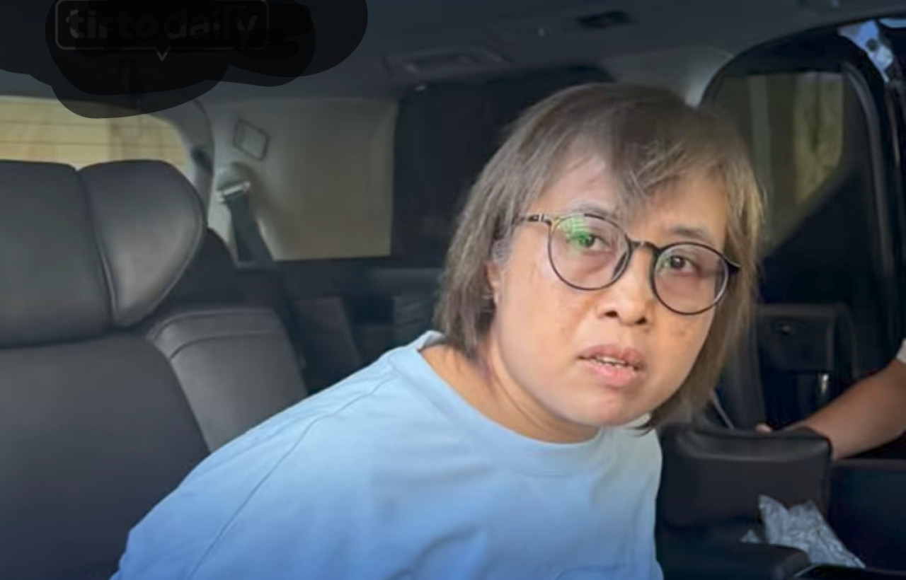 Dewi ditangkap dalam operasi gabungan Badan Narkotika Nasional (BNN), Interpol, dan Badan Intelijen Strategis (BAIS) di Kamboja, Senin (1/12/2025). (Foto/Tangkapan Layar)