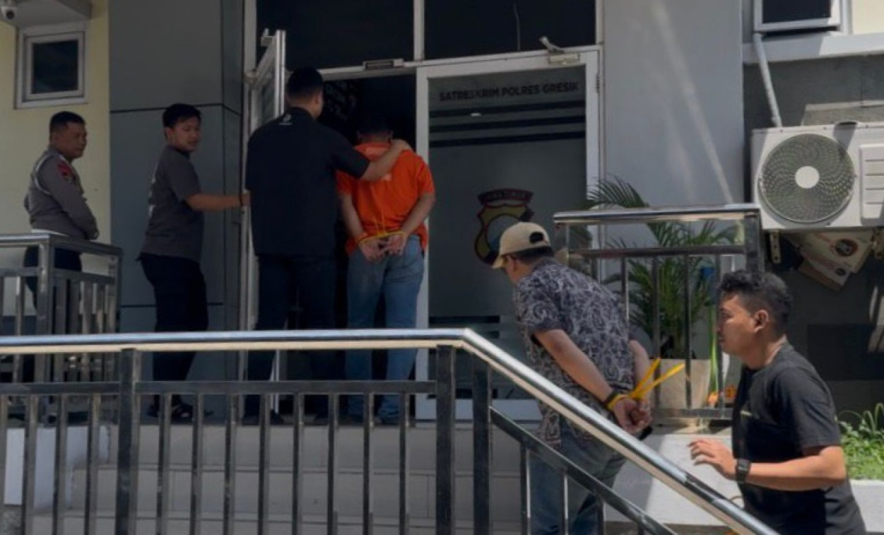 Para saksi saat diperiksa di Polres Gresik. (Foto: Humas Polres Gresik)