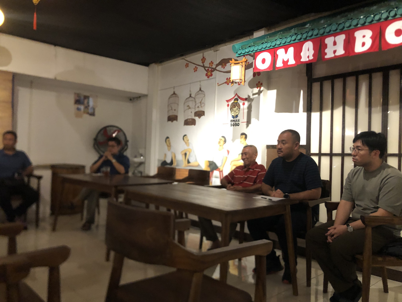 Warga Dukuhpakis Surabaya Keluhkan Operasional Toko LPG yang Dinilai Janggal