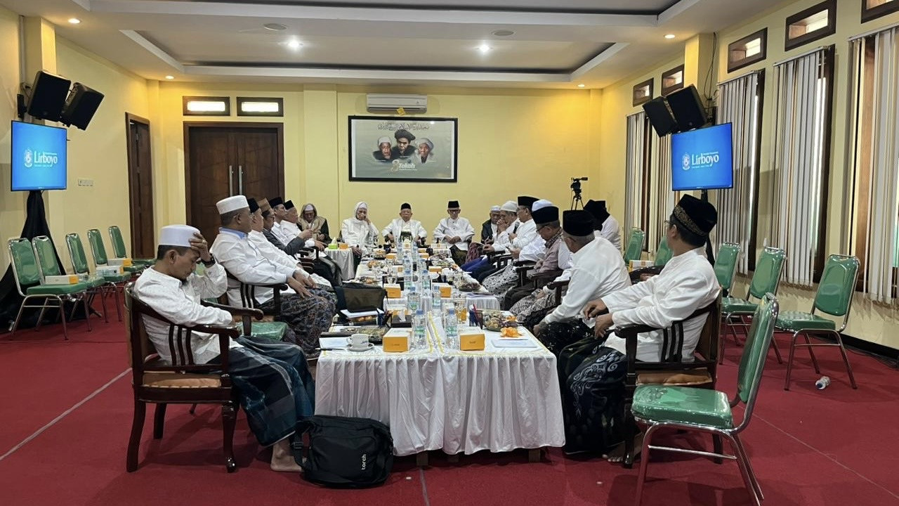 Rapat Konsultasi Syuriyah Pengurus Besar Nahdlatul Ulama (PBNU) bersama Mustasyar PBNU yang digelar di Pondok Pesantren Lirboyo. (Foto: Bramanta Pamungkas/jatimnow.com)