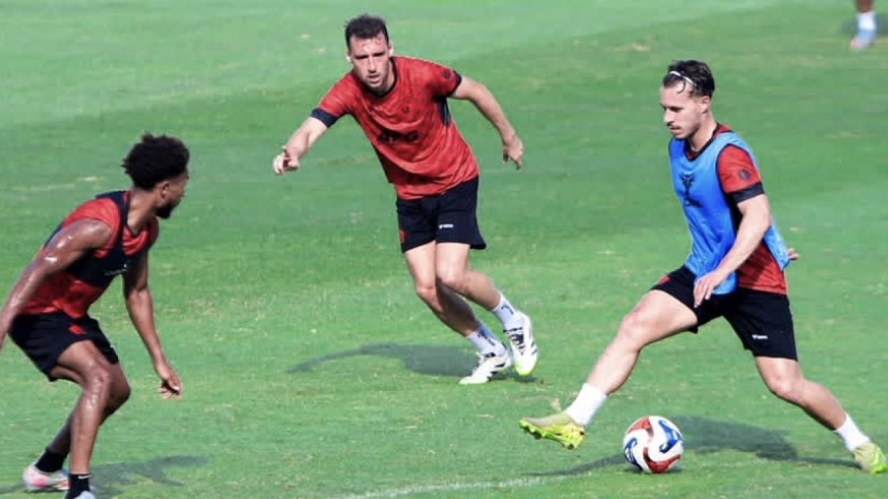 Suasana latihan Persik Kediri di Stadion GDJ. (Foto: Persik Kediri/jatimnow.com)