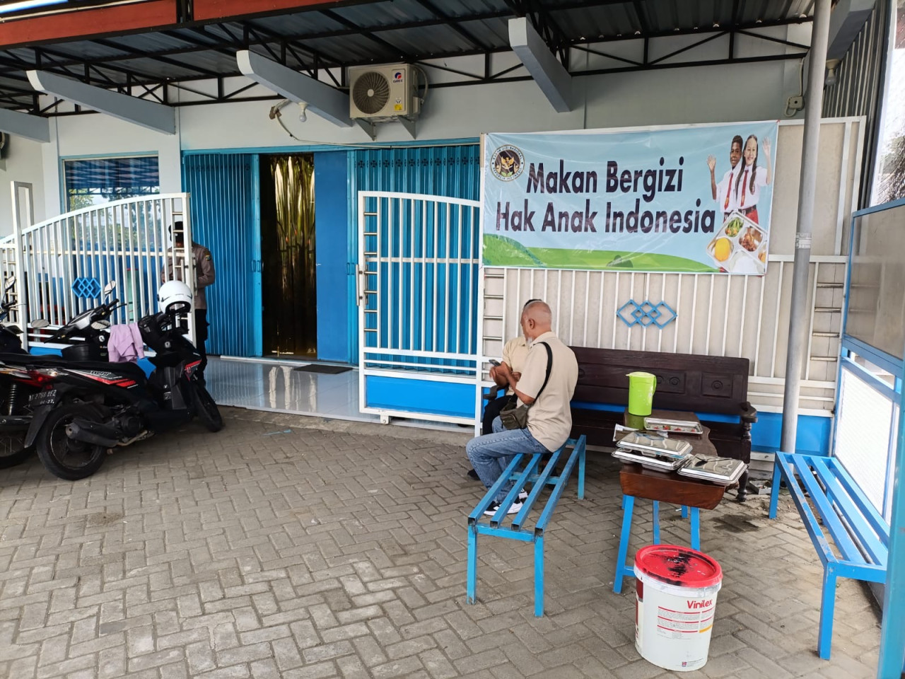 Satuan Pelayanan Pemenuhan Gizi (SPPG) Yayasan Mutiara Rawa Selatan di Desa Moyoketen, Kecamatan Boyolangu. (Foto: Bramanta Pamungkas/jatimnow.com)