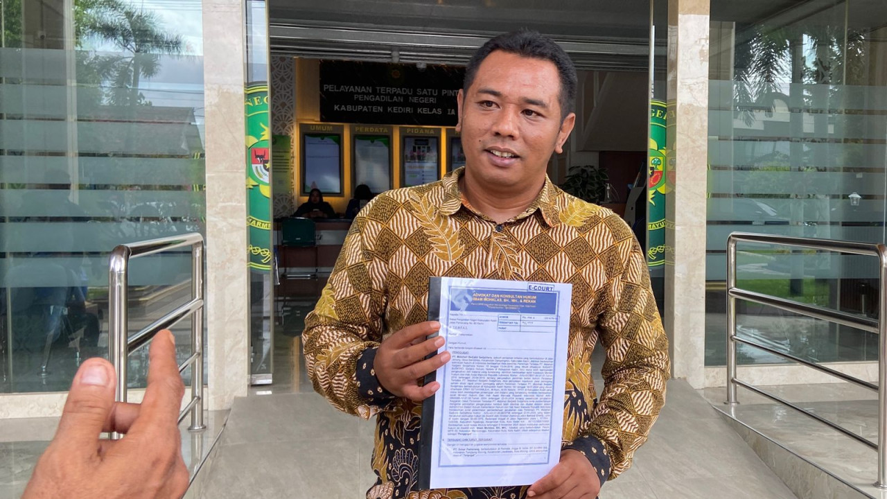 Kuasa Hukum PT Matahari Sedjakti Sedjahtera, Imam Mokhlas. (Foto: Yanuar Dedy/jatimnow.com)