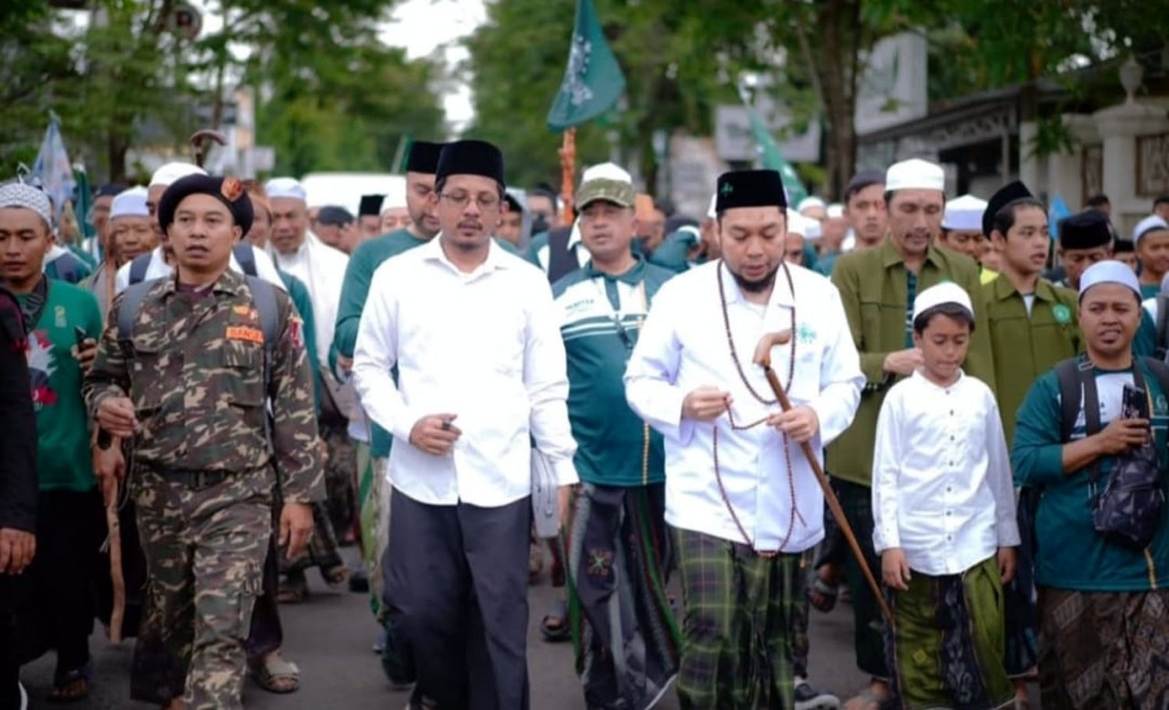 Pondok Pesantren Syaichona Moh. Cholil Bangkalan menggelar kegiatan Napak Tilas Isyaroh Pendirian NU, Minggu (4/1/2026). (Foto: FJN/jatimnow.com)