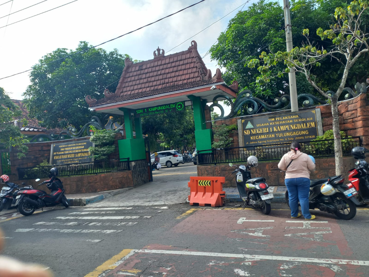 Foto: SDN 1 Kampungdalem, tempat Muhadi menjadi Kepala Sekolah. (Bramanta/jatimnow.com)