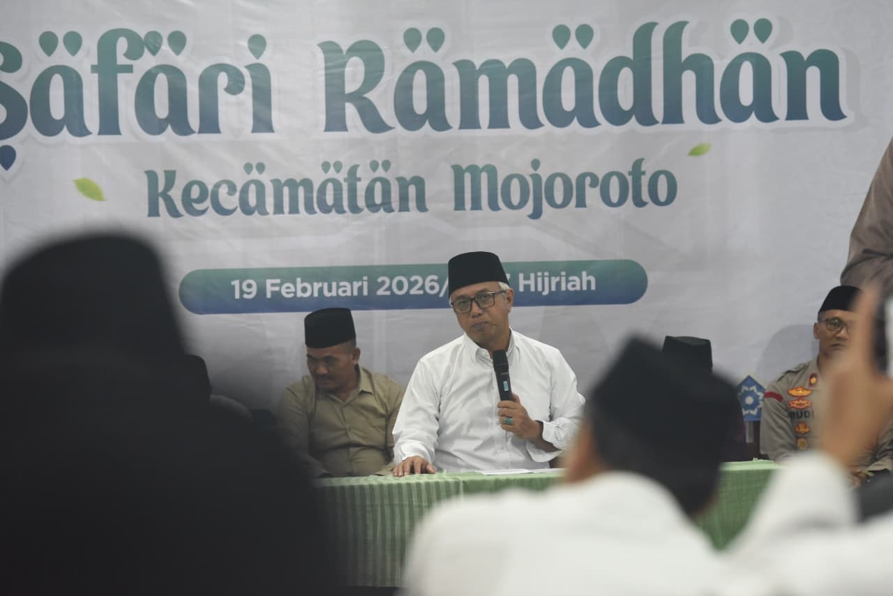 Safari Ramadan Perdana di Mojoroto, Gus Qowim Gaungkan Pendidikan Jiwa