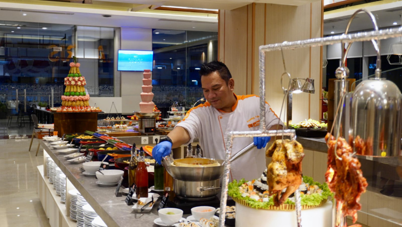 HARRIS Hotel Bundaran Satelit Surabaya luncurkan "The Journey of 7 Iftar". (Foto: Ali Masduki/jatimnow.com)