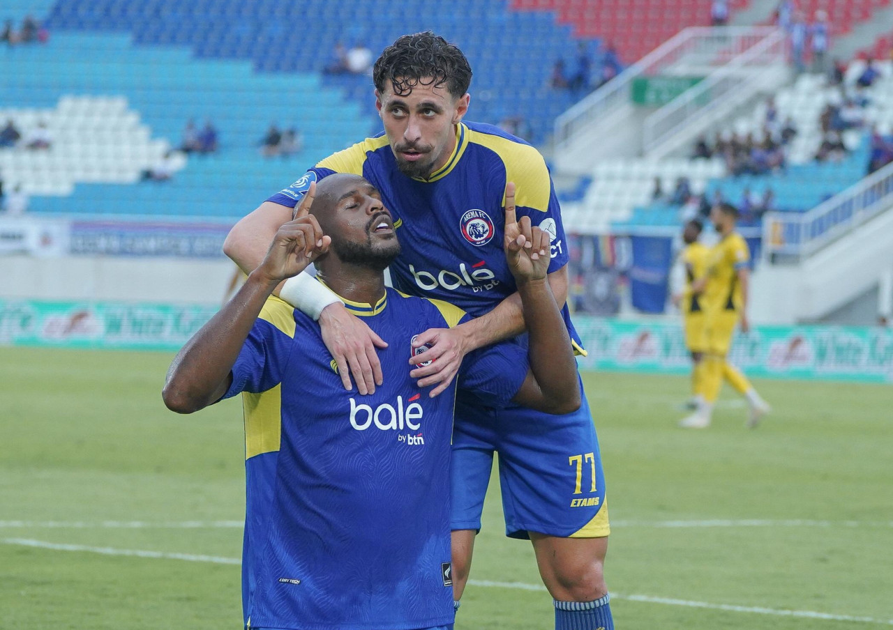 Foto: Arema FC saat bertanding melawan Semen Padang di Stadion Kanjuruhan Malang (Media Officer Arema FC / jatimnow.com)