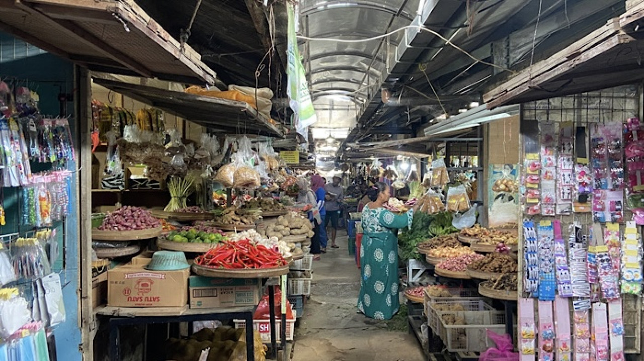Suasana Pasar Pamenang Pare. (Foto: Yanuar Dedy/jatimnow.com)