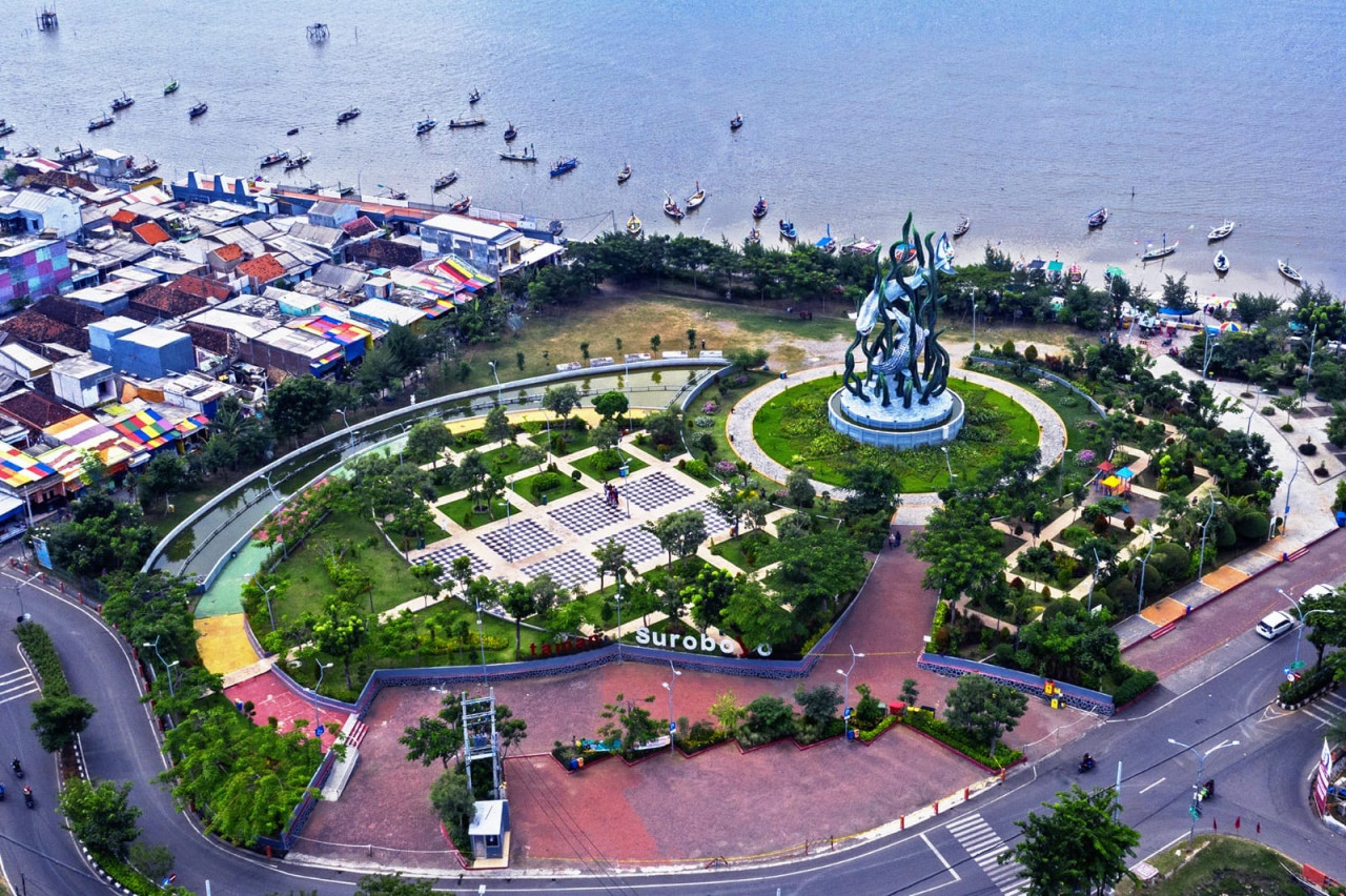 Patung Suro dan Boyo Kenjeran, Surabaya