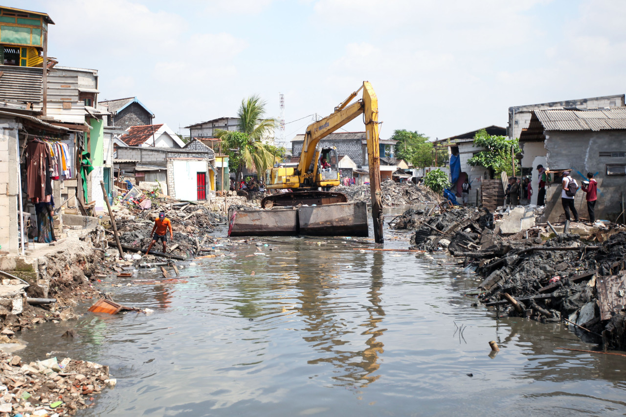 Normalisasi sungai Kalianak Surabaya (foto: Humas Pemkot Surabaya for jatimnow.com)