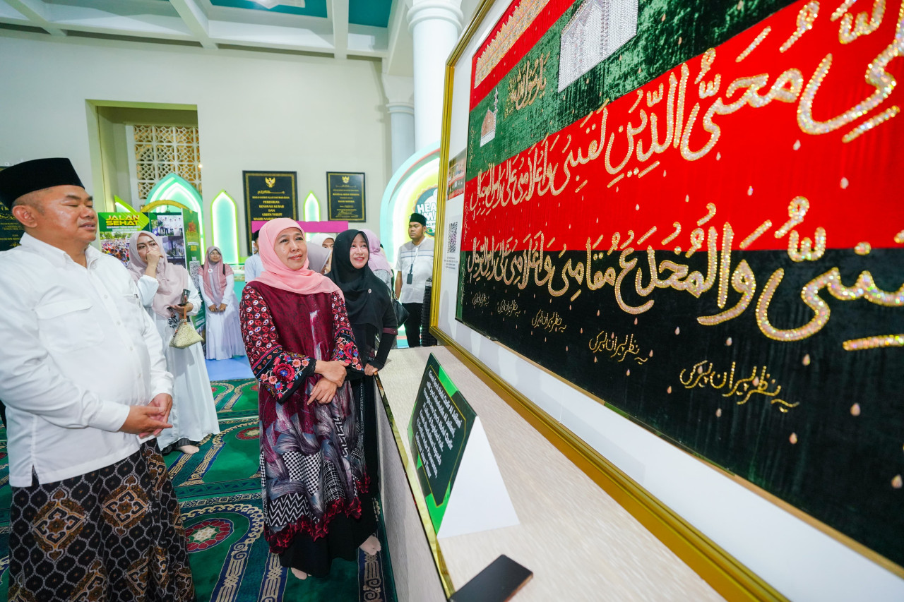 Kiswah Syekh Abdul Qadir Jailani Dipamerkan di Masjid Al Akbar Surabaya